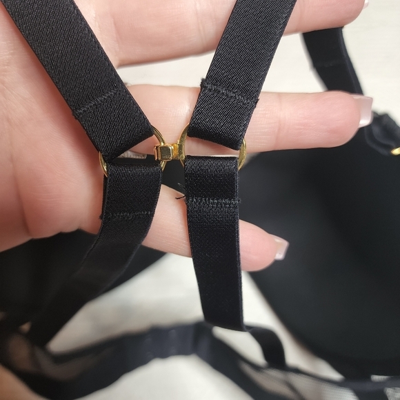 Lively black lace bra- convertable racerback - Picture 10 of 11